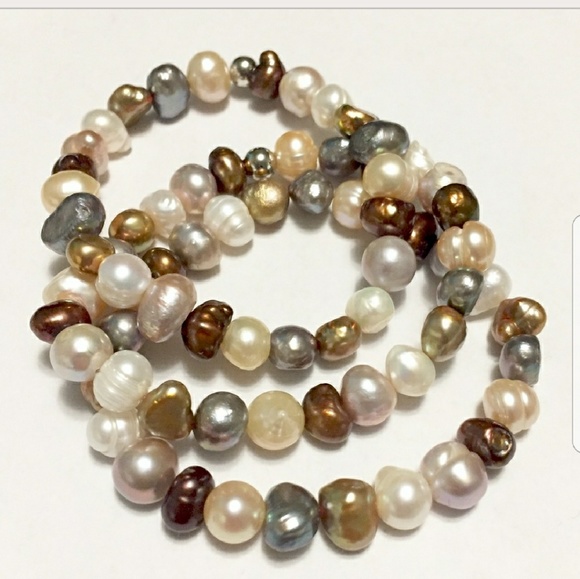 💦Freshwater Pearls Bracelets! - Picture 2 of 2